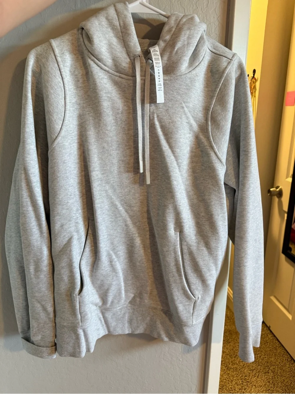 LULULEMON SWEATSHIRT